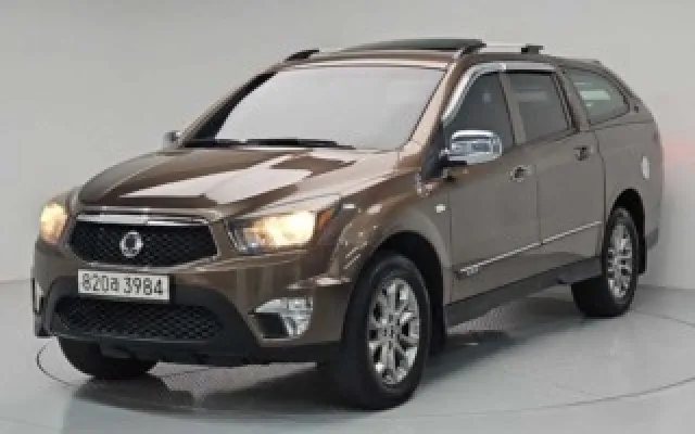 코란도스포츠 중고차 코란도스포츠 디젤 4WD 어드벤처 60TH 에디션 매물 사진 7 - 2014/12 128,831km