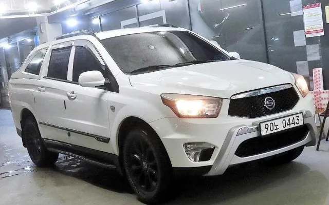 코란도스포츠 중고차 코란도스포츠 디젤 4WD 익스트림 매물 사진 9 - 2015/11 152,200km