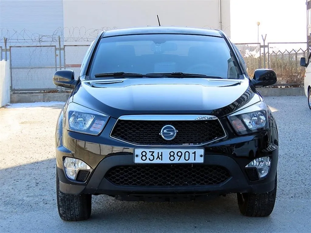 코란도스포츠 중고차 매물 사진 10 - 2014년 112,859km