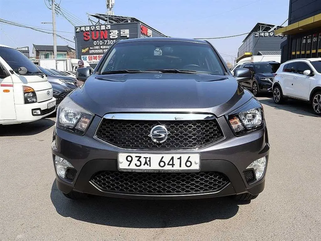 코란도스포츠 중고차 매물 사진 4 - 2015년 40,500km