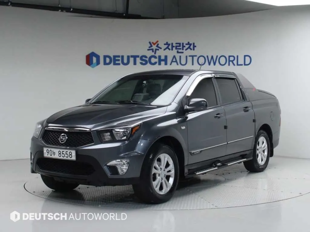 코란도스포츠 중고차 매물 사진 2 - 2016년 57,552km